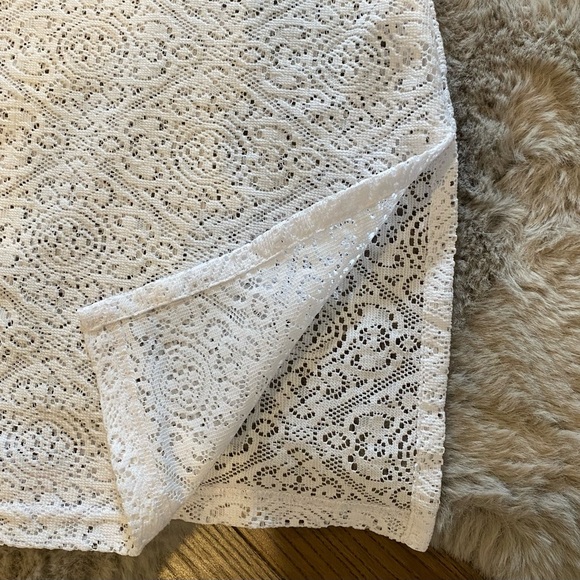 Beach coverup white size Med - Picture 5 of 7